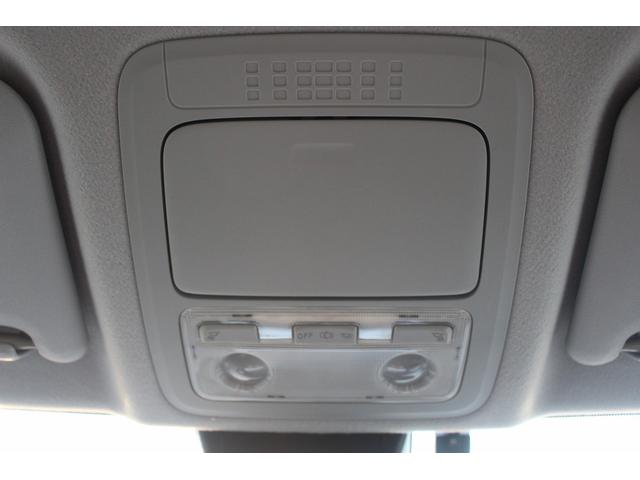 ヴォクシー ＺＳ　煌ＩＩ　禁煙車　純正９インチナビ　フルセグＴＶ　バックカメラ　後席モニター　衝突軽減　車線逸脱防止システム　両側電動スライドドア　先行者発信告知　純正１６インチアルミ　ビルトインＥＴＣ　アイドリングストップ（68枚目）