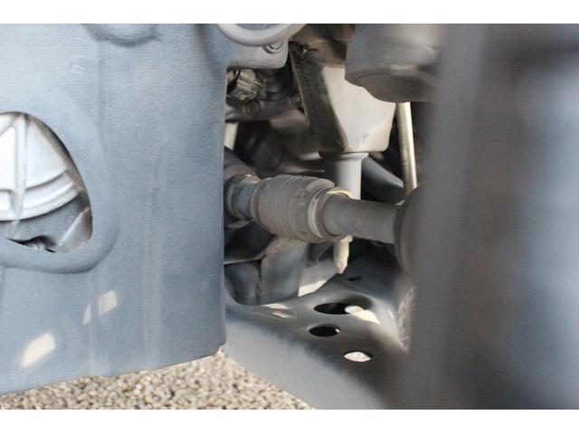 ヴォクシー ＺＳ　煌ＩＩ　禁煙車　純正９インチナビ　フルセグＴＶ　バックカメラ　後席モニター　衝突軽減　車線逸脱防止システム　両側電動スライドドア　先行者発信告知　純正１６インチアルミ　ビルトインＥＴＣ　アイドリングストップ（73枚目）