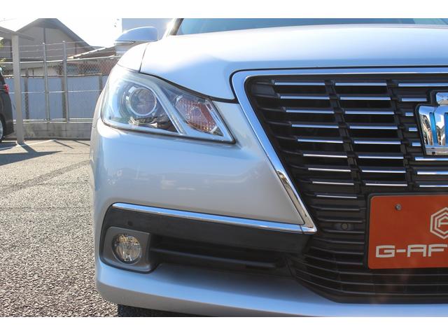 クラウンハイブリッド ロイヤルサルーン　禁煙車　純正８インチナビ　クリアランスソナー　フルセグＴＶ　バックカメラ　クルーズコントロール　シートヒーター　ＬＥＤヘッドライト　ビルトインＥＴＣ　前席パワーシート　トランクフードイージークローザー（27枚目）