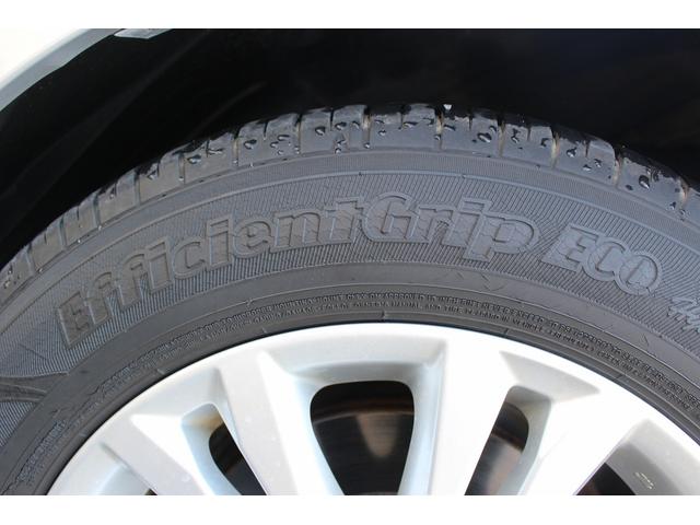 クラウンハイブリッド ロイヤルサルーン　禁煙車　純正８インチナビ　クリアランスソナー　フルセグＴＶ　バックカメラ　クルーズコントロール　シートヒーター　ＬＥＤヘッドライト　ビルトインＥＴＣ　前席パワーシート　トランクフードイージークローザー（35枚目）