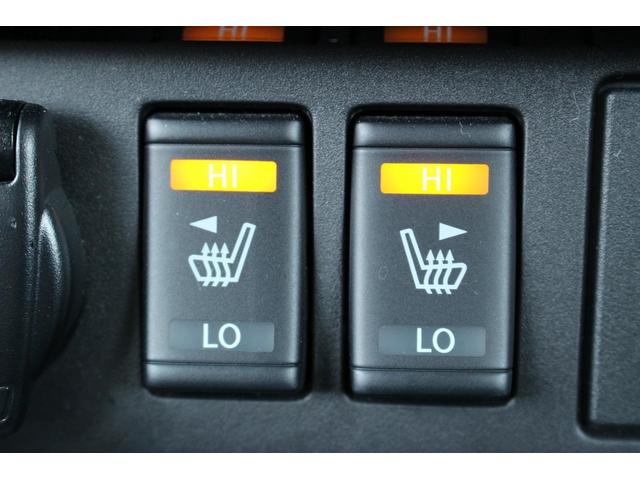 弊社はあいおいニッセイ同和損保代理店です。全営業社員が保険の募集人資格を取得しております。お気軽にご相談ください。