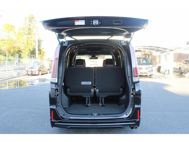 エスクァイア Ｇｉ　プレミアムパッケージ　後期型　禁煙車　フルモデリスタエアロ　衝突軽減ブレーキ　フルセグ　両側電動スライドドア　後席モニター　クルーズコントロール　純正１５インチアルミホイール　シートヒーター　ハーフレザー　レーンアシスト（40枚目）