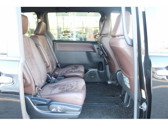 エスクァイア Ｇｉ　プレミアムパッケージ　後期型　禁煙車　フルモデリスタエアロ　衝突軽減ブレーキ　フルセグ　両側電動スライドドア　後席モニター　クルーズコントロール　純正１５インチアルミホイール　シートヒーター　ハーフレザー　レーンアシスト（46枚目）