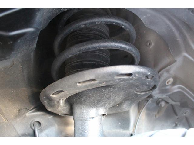 エスクァイア Ｇｉ　プレミアムパッケージ　後期型　禁煙車　フルモデリスタエアロ　衝突軽減ブレーキ　フルセグ　両側電動スライドドア　後席モニター　クルーズコントロール　純正１５インチアルミホイール　シートヒーター　ハーフレザー　レーンアシスト（74枚目）