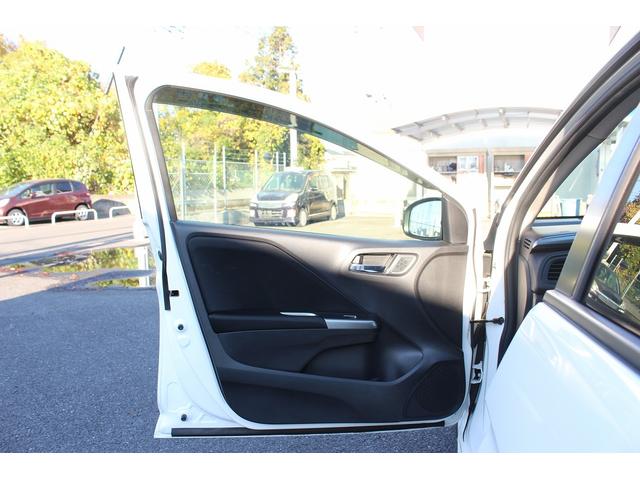 同業者様への販売はお断りさせていただきます。　車検無し車両の場合は、車検を取得したお支払い総額で表示しております。