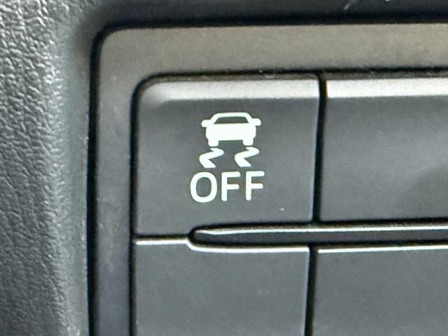 ロードスター Ｓ　禁煙車　６速ＭＴ　純正オーディオ　ＬＥＤヘッドライト　純正１６インチアルミホイール　ステアリングスイッチ　スマートキー（6枚目）