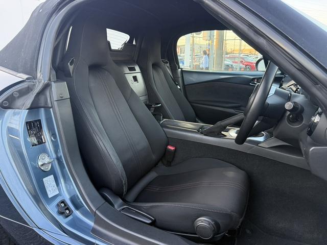 ロードスター Ｓ　禁煙車　６速ＭＴ　純正オーディオ　ＬＥＤヘッドライト　純正１６インチアルミホイール　ステアリングスイッチ　スマートキー（14枚目）