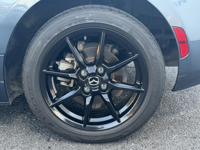 ロードスター Ｓ　禁煙車　６速ＭＴ　純正オーディオ　ＬＥＤヘッドライト　純正１６インチアルミホイール　ステアリングスイッチ　スマートキー（31枚目）