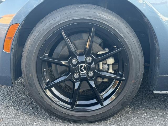 ロードスター Ｓ　禁煙車　６速ＭＴ　純正オーディオ　ＬＥＤヘッドライト　純正１６インチアルミホイール　ステアリングスイッチ　スマートキー（32枚目）