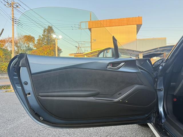 ロードスター Ｓ　禁煙車　６速ＭＴ　純正オーディオ　ＬＥＤヘッドライト　純正１６インチアルミホイール　ステアリングスイッチ　スマートキー（35枚目）