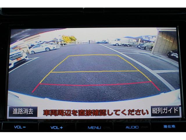 プリウス Ａツーリングセレクション　禁煙車　ＴＲＤフルエアロ　バックカメラ　フルセグ　クルーズコントロール　シートヒーター　ＥＴＣ２．０　ヘッドアップディスプレイ　レーンアシスト　パークアシスト　オートマチックハイビーム（5枚目）