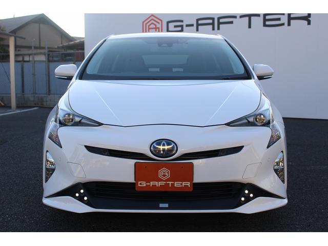 プリウス Ａツーリングセレクション　禁煙車　ＴＲＤフルエアロ　バックカメラ　フルセグ　クルーズコントロール　シートヒーター　ＥＴＣ２．０　ヘッドアップディスプレイ　レーンアシスト　パークアシスト　オートマチックハイビーム（8枚目）