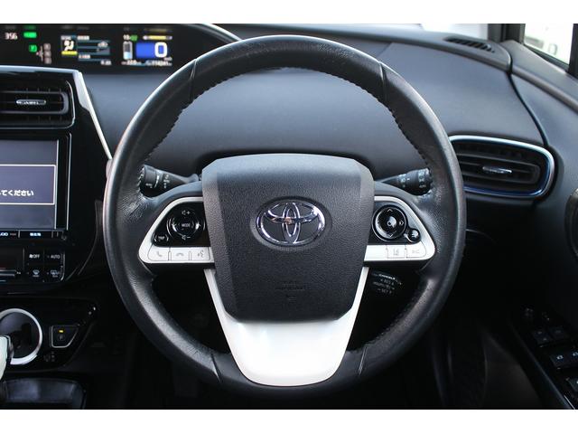 プリウス Ａツーリングセレクション　禁煙車　ＴＲＤフルエアロ　バックカメラ　フルセグ　クルーズコントロール　シートヒーター　ＥＴＣ２．０　ヘッドアップディスプレイ　レーンアシスト　パークアシスト　オートマチックハイビーム（18枚目）