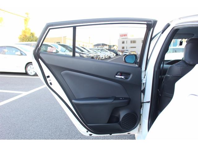 プリウス Ａツーリングセレクション　禁煙車　ＴＲＤフルエアロ　バックカメラ　フルセグ　クルーズコントロール　シートヒーター　ＥＴＣ２．０　ヘッドアップディスプレイ　レーンアシスト　パークアシスト　オートマチックハイビーム（41枚目）