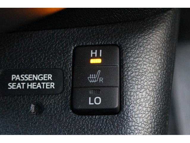 プリウス Ａツーリングセレクション　禁煙車　ＴＲＤフルエアロ　バックカメラ　フルセグ　クルーズコントロール　シートヒーター　ＥＴＣ２．０　ヘッドアップディスプレイ　レーンアシスト　パークアシスト　オートマチックハイビーム（63枚目）