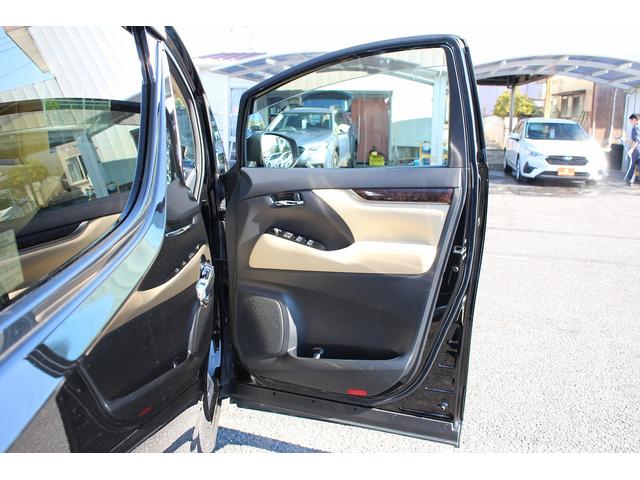 ヴェルファイア ２．５Ｘ　令和２年登録　モデリスタフルエアロ　後席フリップダウンモニター　純正ナビ　フルセグ　バックカメラ　両側パワースライドドア　衝突被害軽減ブレーキ　デジタルインナーミラー（25枚目）