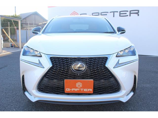 ＮＸ ＮＸ２００ｔ　Ｆスポーツ　禁煙車　純正９．８インチナビ　フルセグ　アラウンドビューカメラ　赤革シート　シートエアコン　シートヒーター　ステアリングヒーター　ビルドインＥＴＣ　衝突軽減ブレーキ　メモリ機能付きパワーシート（8枚目）