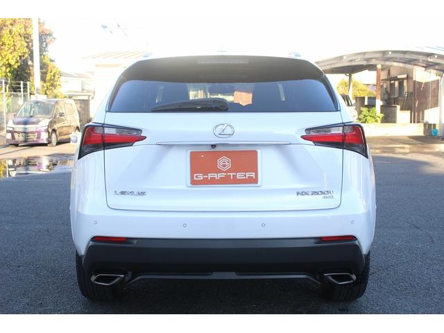 ＮＸ ＮＸ２００ｔ　Ｆスポーツ　禁煙車　純正９．８インチナビ　フルセグ　アラウンドビューカメラ　赤革シート　シートエアコン　シートヒーター　ステアリングヒーター　ビルドインＥＴＣ　衝突軽減ブレーキ　メモリ機能付きパワーシート（10枚目）