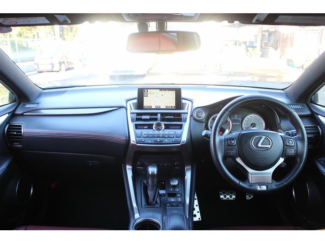 ＮＸ ＮＸ２００ｔ　Ｆスポーツ　禁煙車　純正９．８インチナビ　フルセグ　アラウンドビューカメラ　赤革シート　シートエアコン　シートヒーター　ステアリングヒーター　ビルドインＥＴＣ　衝突軽減ブレーキ　メモリ機能付きパワーシート（18枚目）