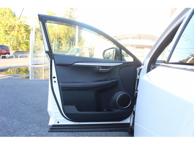 ＮＸ ＮＸ２００ｔ　Ｆスポーツ　禁煙車　純正９．８インチナビ　フルセグ　アラウンドビューカメラ　赤革シート　シートエアコン　シートヒーター　ステアリングヒーター　ビルドインＥＴＣ　衝突軽減ブレーキ　メモリ機能付きパワーシート（42枚目）