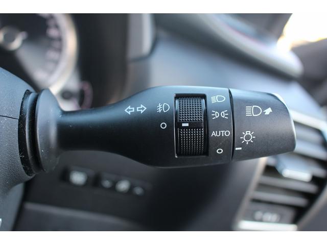 ＮＸ ＮＸ２００ｔ　Ｆスポーツ　禁煙車　純正９．８インチナビ　フルセグ　アラウンドビューカメラ　赤革シート　シートエアコン　シートヒーター　ステアリングヒーター　ビルドインＥＴＣ　衝突軽減ブレーキ　メモリ機能付きパワーシート（52枚目）