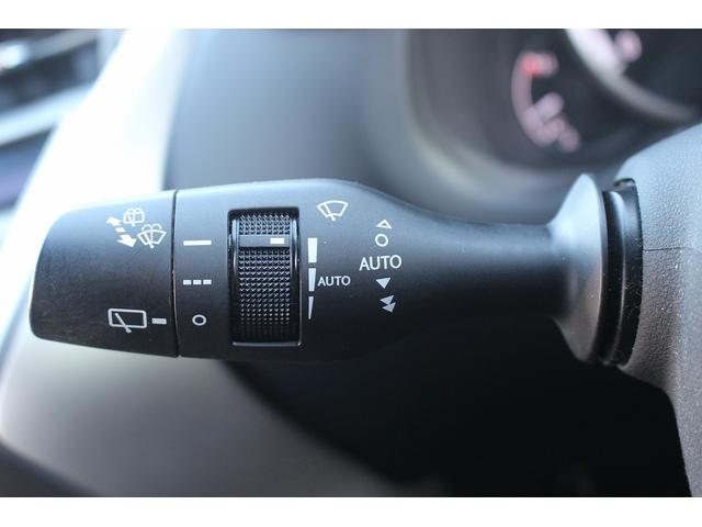 ＮＸ ＮＸ２００ｔ　Ｆスポーツ　禁煙車　純正９．８インチナビ　フルセグ　アラウンドビューカメラ　赤革シート　シートエアコン　シートヒーター　ステアリングヒーター　ビルドインＥＴＣ　衝突軽減ブレーキ　メモリ機能付きパワーシート（53枚目）