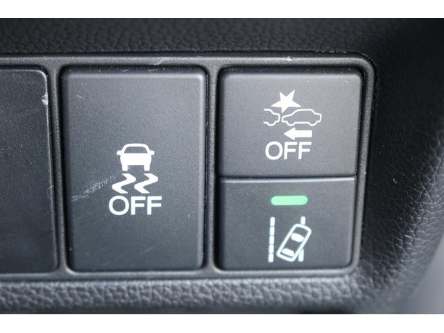 ステップワゴンスパーダ ｅ：ＨＥＶスパーダ　Ｇ・ＥＸ　ホンダセンシング　禁煙車　社外９インチナビ　フルセグ　アラウンドビューカメラ　ホンダセンシング　両側電動スライドドア　シートヒーター　アダプティブクルーズコントロール　ビルドインＥＴＣ２．０　ハーフレザー　純正１６ＡＷ（7枚目）