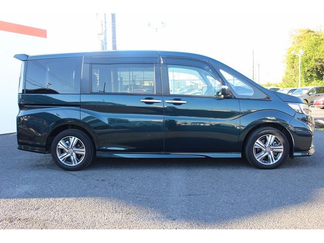 ステップワゴンスパーダ ｅ：ＨＥＶスパーダ　Ｇ・ＥＸ　ホンダセンシング　禁煙車　社外９インチナビ　フルセグ　アラウンドビューカメラ　ホンダセンシング　両側電動スライドドア　シートヒーター　アダプティブクルーズコントロール　ビルドインＥＴＣ２．０　ハーフレザー　純正１６ＡＷ（9枚目）