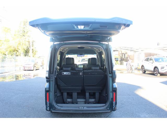 ステップワゴンスパーダ ｅ：ＨＥＶスパーダ　Ｇ・ＥＸ　ホンダセンシング　禁煙車　社外９インチナビ　フルセグ　アラウンドビューカメラ　ホンダセンシング　両側電動スライドドア　シートヒーター　アダプティブクルーズコントロール　ビルドインＥＴＣ２．０　ハーフレザー　純正１６ＡＷ（40枚目）