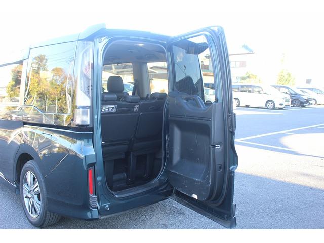 ステップワゴンスパーダ ｅ：ＨＥＶスパーダ　Ｇ・ＥＸ　ホンダセンシング　禁煙車　社外９インチナビ　フルセグ　アラウンドビューカメラ　ホンダセンシング　両側電動スライドドア　シートヒーター　アダプティブクルーズコントロール　ビルドインＥＴＣ２．０　ハーフレザー　純正１６ＡＷ（42枚目）