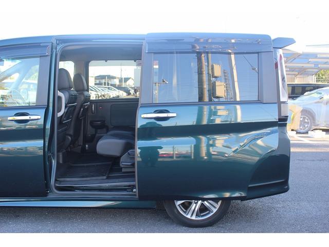 ステップワゴンスパーダ ｅ：ＨＥＶスパーダ　Ｇ・ＥＸ　ホンダセンシング　禁煙車　社外９インチナビ　フルセグ　アラウンドビューカメラ　ホンダセンシング　両側電動スライドドア　シートヒーター　アダプティブクルーズコントロール　ビルドインＥＴＣ２．０　ハーフレザー　純正１６ＡＷ（44枚目）