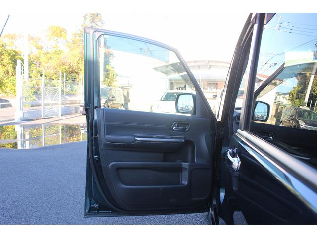 ステップワゴンスパーダ ｅ：ＨＥＶスパーダ　Ｇ・ＥＸ　ホンダセンシング　禁煙車　社外９インチナビ　フルセグ　アラウンドビューカメラ　ホンダセンシング　両側電動スライドドア　シートヒーター　アダプティブクルーズコントロール　ビルドインＥＴＣ２．０　ハーフレザー　純正１６ＡＷ（45枚目）