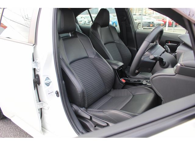 カローラ ダブルバイビー 禁煙車 6MT 9型純正ディスプレイ バックカメラ 衝突軽減 運転支援 レーダークルーズ 寒冷地仕様 オートハイビーム コーナーセンサー ロードサインアシスト ミラーキャスト ホールドブレーキ(16枚目)