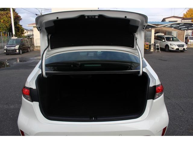 カローラ ダブルバイビー 禁煙車 6MT 9型純正ディスプレイ バックカメラ 衝突軽減 運転支援 レーダークルーズ 寒冷地仕様 オートハイビーム コーナーセンサー ロードサインアシスト ミラーキャスト ホールドブレーキ(19枚目)