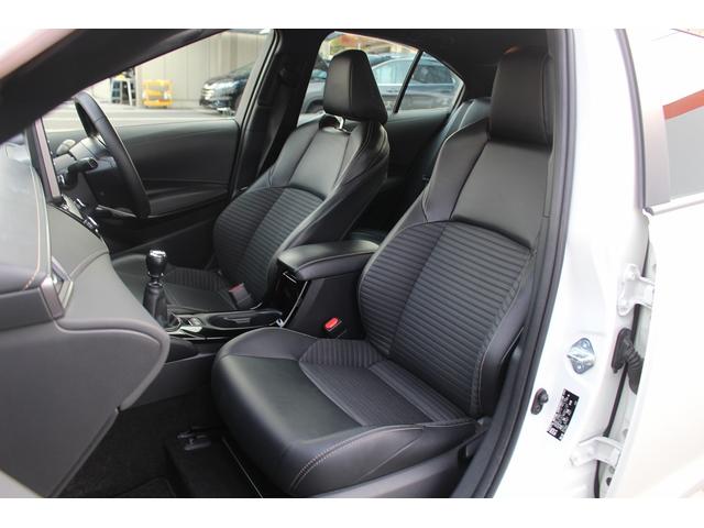 カローラ ダブルバイビー 禁煙車 6MT 9型純正ディスプレイ バックカメラ 衝突軽減 運転支援 レーダークルーズ 寒冷地仕様 オートハイビーム コーナーセンサー ロードサインアシスト ミラーキャスト ホールドブレーキ(20枚目)