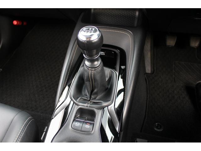 カローラ ダブルバイビー 禁煙車 6MT 9型純正ディスプレイ バックカメラ 衝突軽減 運転支援 レーダークルーズ 寒冷地仕様 オートハイビーム コーナーセンサー ロードサインアシスト ミラーキャスト ホールドブレーキ(62枚目)