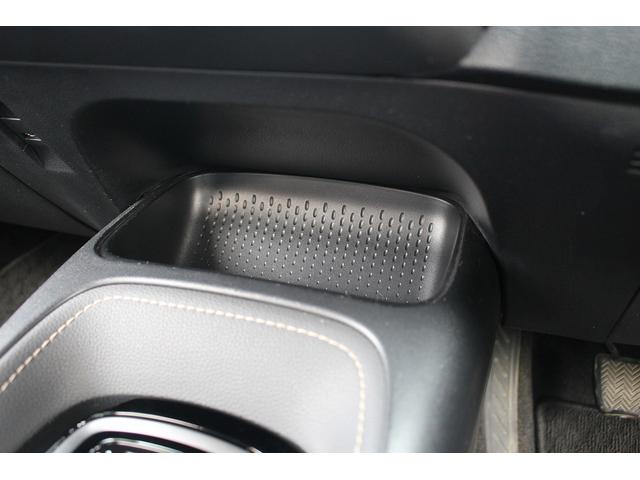 カローラ ダブルバイビー 禁煙車 6MT 9型純正ディスプレイ バックカメラ 衝突軽減 運転支援 レーダークルーズ 寒冷地仕様 オートハイビーム コーナーセンサー ロードサインアシスト ミラーキャスト ホールドブレーキ(64枚目)