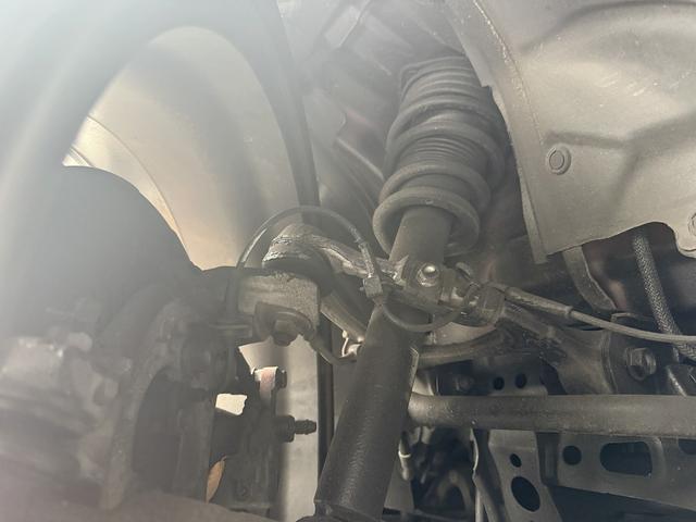 ロードスターＲＦ ＶＳ　６ＭＴ　茶革シート　純正ナビ　フルセグ　バックカメラ　シートヒーター　ブラインドスポットモニター　ＥＴＣ　横滑り防止　アイドリングストップ　運転支援　電動格納メタルトップ　ＬＥＤヘッドライト（15枚目）