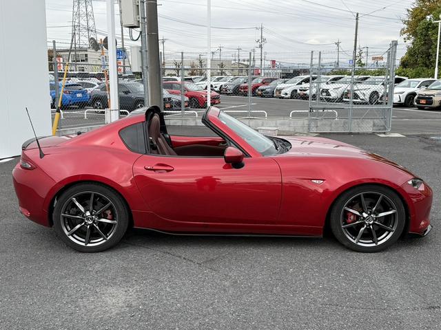 ロードスターＲＦ ＶＳ　６ＭＴ　茶革シート　純正ナビ　フルセグ　バックカメラ　シートヒーター　ブラインドスポットモニター　ＥＴＣ　横滑り防止　アイドリングストップ　運転支援　電動格納メタルトップ　ＬＥＤヘッドライト（24枚目）