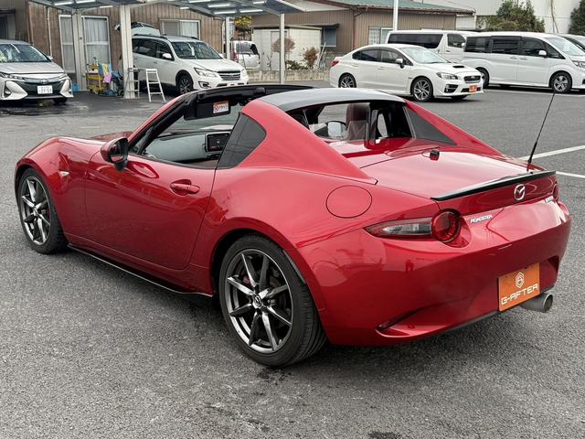 ロードスターＲＦ ＶＳ　６ＭＴ　茶革シート　純正ナビ　フルセグ　バックカメラ　シートヒーター　ブラインドスポットモニター　ＥＴＣ　横滑り防止　アイドリングストップ　運転支援　電動格納メタルトップ　ＬＥＤヘッドライト（27枚目）