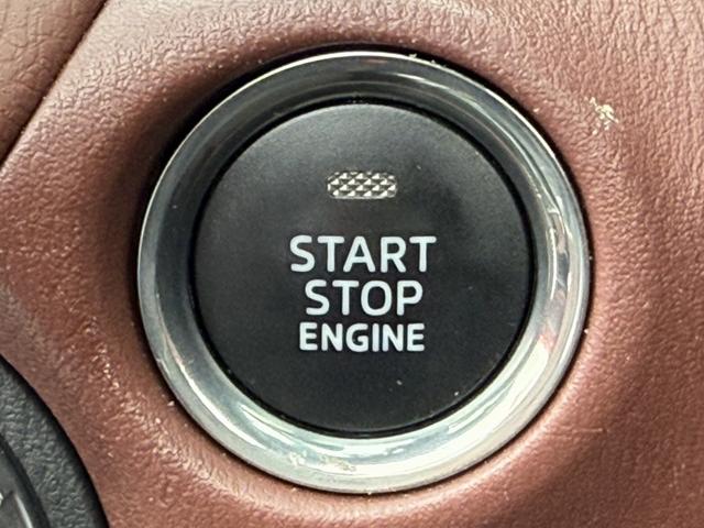 ロードスターＲＦ ＶＳ　６ＭＴ　茶革シート　純正ナビ　フルセグ　バックカメラ　シートヒーター　ブラインドスポットモニター　ＥＴＣ　横滑り防止　アイドリングストップ　運転支援　電動格納メタルトップ　ＬＥＤヘッドライト（37枚目）