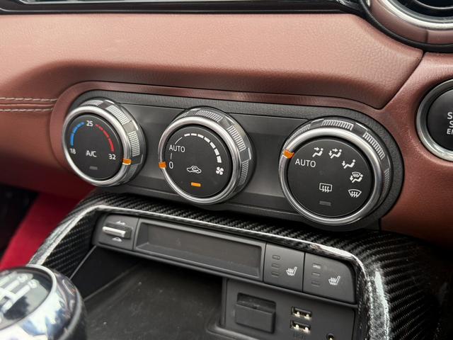 ロードスターＲＦ ＶＳ　６ＭＴ　茶革シート　純正ナビ　フルセグ　バックカメラ　シートヒーター　ブラインドスポットモニター　ＥＴＣ　横滑り防止　アイドリングストップ　運転支援　電動格納メタルトップ　ＬＥＤヘッドライト（38枚目）