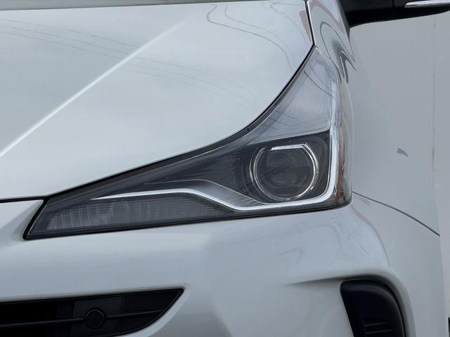 プリウス Ｓ　後期型　禁煙車　純正ナビ　バックカメラ　トヨタセーフティセンスＰ　アダプティブクルーズコントロール　衝突軽減ブレーキシステム　アクセサリーコンセント１００Ｖ　ビルトインＥＴＣ　オートハイビーム（24枚目）