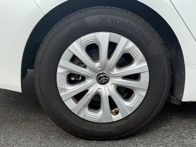 プリウス Ｓ　後期型　禁煙車　純正ナビ　バックカメラ　トヨタセーフティセンスＰ　アダプティブクルーズコントロール　衝突軽減ブレーキシステム　アクセサリーコンセント１００Ｖ　ビルトインＥＴＣ　オートハイビーム（29枚目）