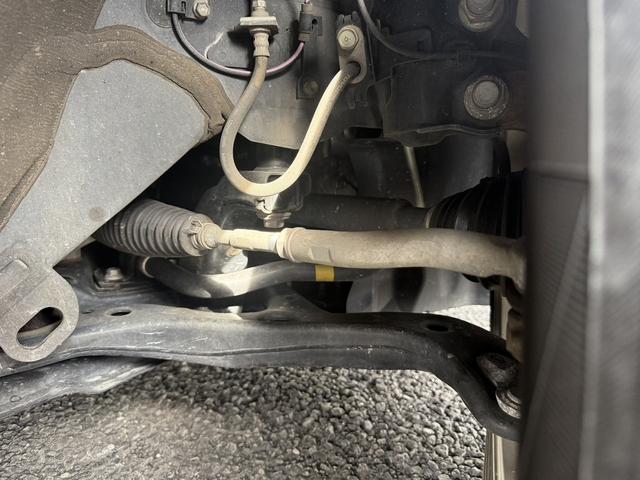 プリウス Ｓ　後期型　禁煙車　純正ナビ　バックカメラ　トヨタセーフティセンスＰ　アダプティブクルーズコントロール　衝突軽減ブレーキシステム　アクセサリーコンセント１００Ｖ　ビルトインＥＴＣ　オートハイビーム（34枚目）