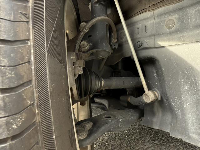 プリウス Ｓ　後期型　禁煙車　純正ナビ　バックカメラ　トヨタセーフティセンスＰ　アダプティブクルーズコントロール　衝突軽減ブレーキシステム　アクセサリーコンセント１００Ｖ　ビルトインＥＴＣ　オートハイビーム（36枚目）