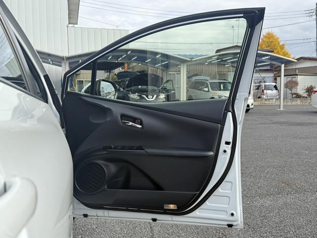 プリウス Ｓ　後期型　禁煙車　純正ナビ　バックカメラ　トヨタセーフティセンスＰ　アダプティブクルーズコントロール　衝突軽減ブレーキシステム　アクセサリーコンセント１００Ｖ　ビルトインＥＴＣ　オートハイビーム（37枚目）