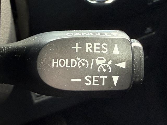 プリウス Ｓ　後期型　禁煙車　純正ナビ　バックカメラ　トヨタセーフティセンスＰ　アダプティブクルーズコントロール　衝突軽減ブレーキシステム　アクセサリーコンセント１００Ｖ　ビルトインＥＴＣ　オートハイビーム（51枚目）