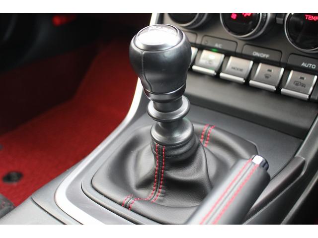 ＧＲ８６ ＲＺ　６ＭＴ　禁煙車　Ｒ５登録　社外９インチナビ　フルセグ　バックカメラ　シートヒーター　ＥＴＣ　ＬＥＤ　フルフラッド　クルーズコントロール　水平対向４気筒Ｄ－４Ｓエンジン　純正１８ＡＷ（6枚目）