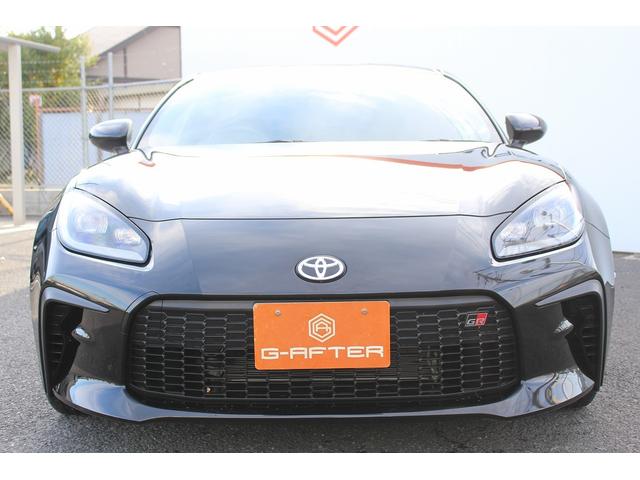 ＧＲ８６ ＲＺ　６ＭＴ　禁煙車　Ｒ５登録　社外９インチナビ　フルセグ　バックカメラ　シートヒーター　ＥＴＣ　ＬＥＤ　フルフラッド　クルーズコントロール　水平対向４気筒Ｄ－４Ｓエンジン　純正１８ＡＷ（8枚目）